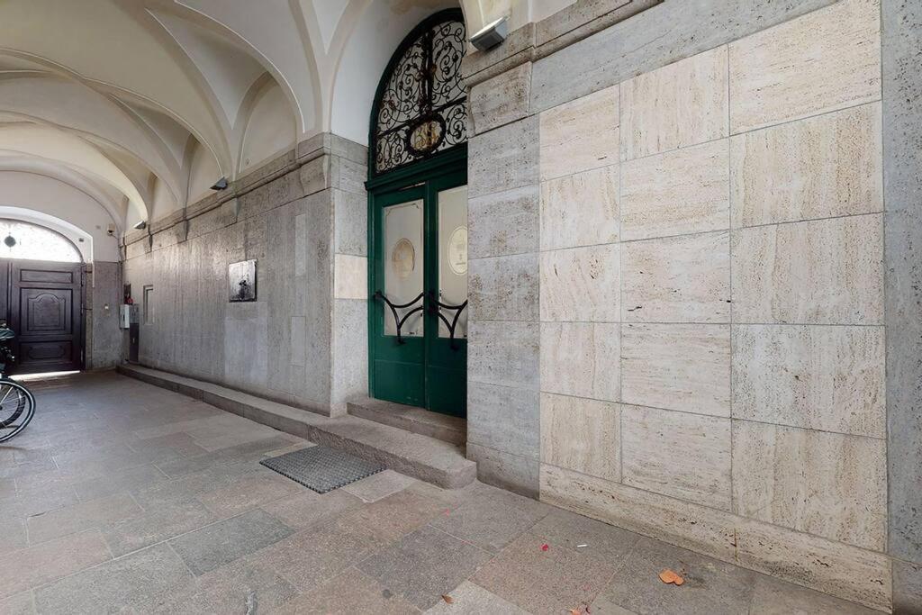 Big Modern Apart - Market Square - Nice View - Next To Town Hall Apartment Wroclaw Exterior photo