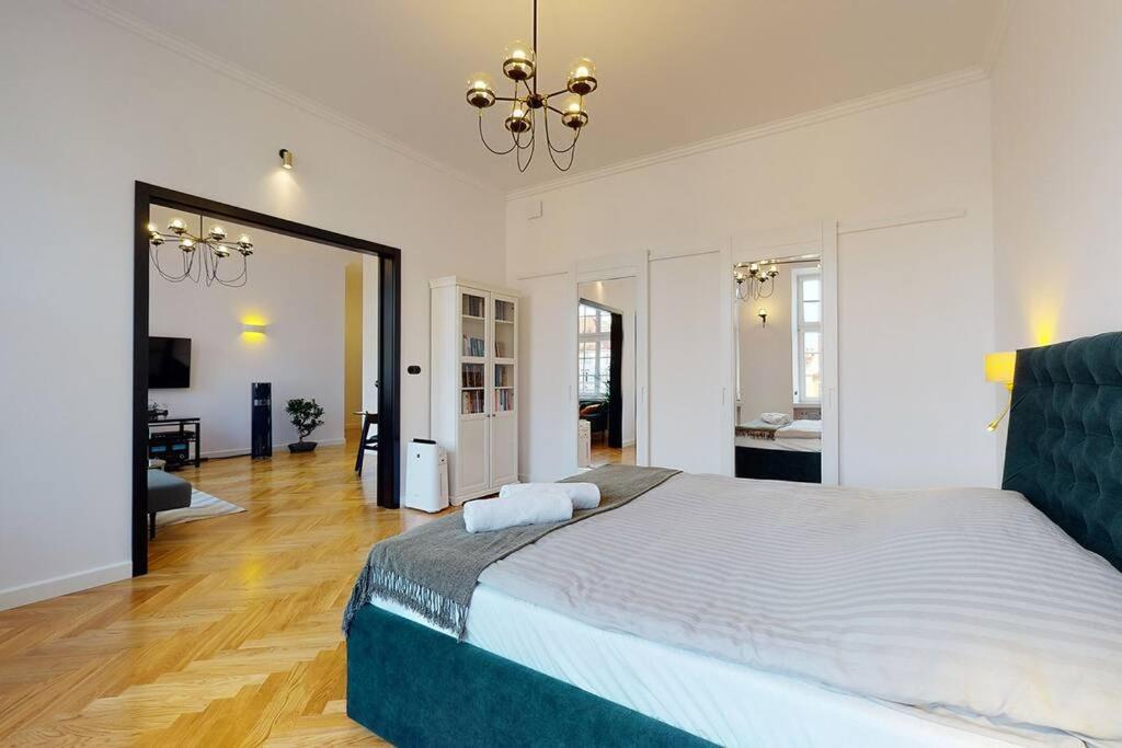 Big Modern Apart - Market Square - Nice View - Next To Town Hall Apartment Wroclaw Exterior photo