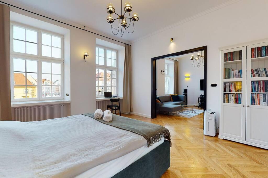 Big Modern Apart - Market Square - Nice View - Next To Town Hall Apartment Wroclaw Exterior photo